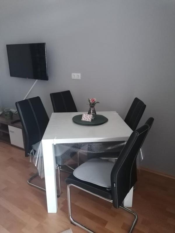 קריקווניצה Villa Juni מראה חיצוני תמונה